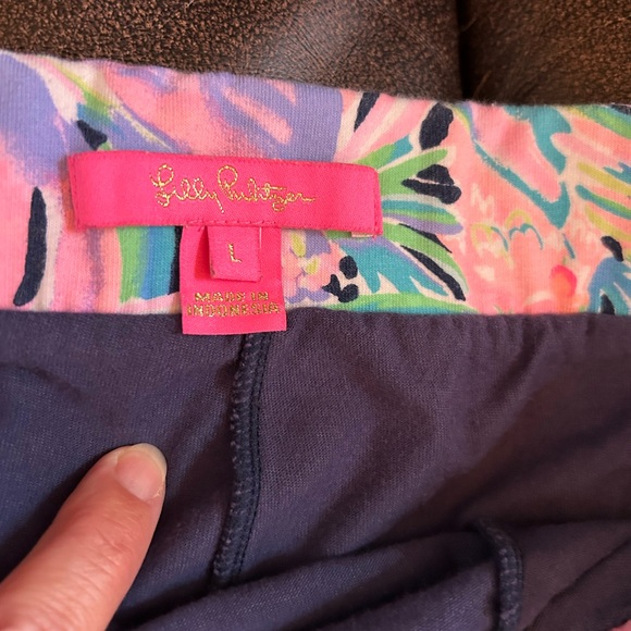 Lilly Pulitzer Skort in Floral Tropical Print - Picture 3 of 3